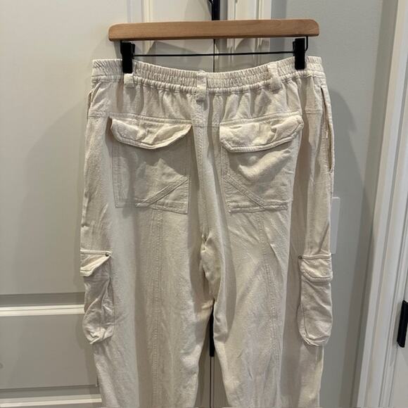 By Anthropologie Relaxed Utility Cargo Pants Linen Blend Size: M Color: Ivory - Picture 8 of 10
